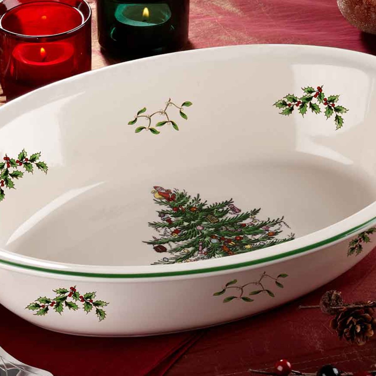 Christmas Tree Oval Rimmed Dish image number null